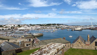 中国最落后小镇,中国迷你小镇：凌晨三点天亮，只有一户3口人常住，却还有警察局