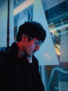 世界上最帅男生动漫图，世界上最帅的男生动漫头像